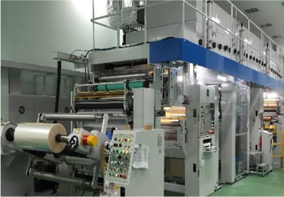 Dry laminating machine (Partner factory)